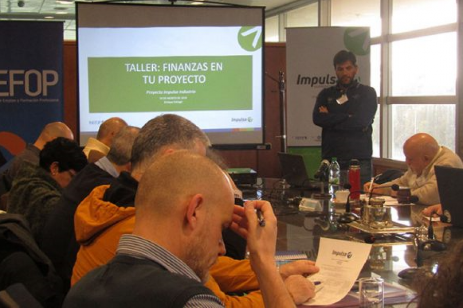 Crónicas: Agosto mes de capacitación para los emprendedores de la Aceleradora
